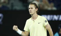 Korda of US Stops 2-time Australian Open Runner-up Medvedev—Pegula Beats Kostyuk