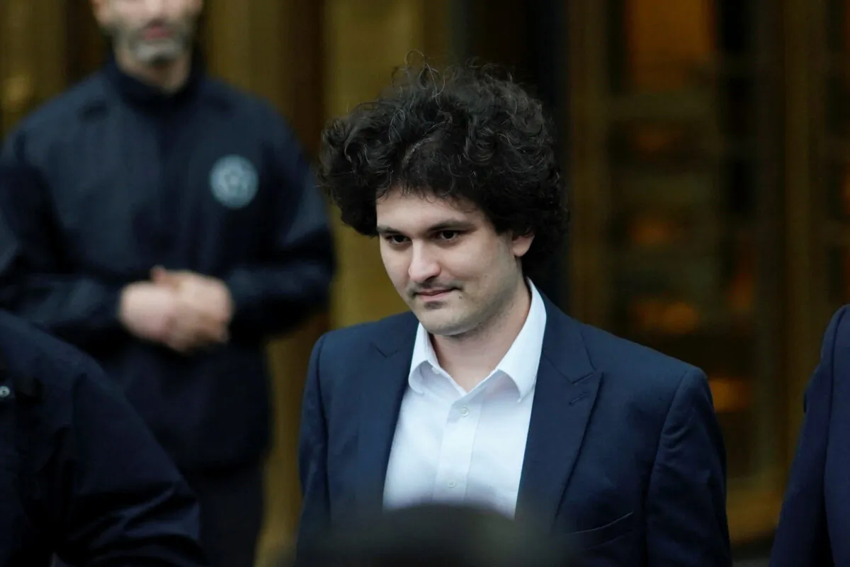 Former FTX Chief Executive Sam Bankman-Fried, who faces fraud charges over the collapse of the bankrupt cryptocurrency exchange, leaves on the day of a hearing at Manhattan federal court in New York on Jan. 3, 2023. (Eduardo Munoz/Reuters)