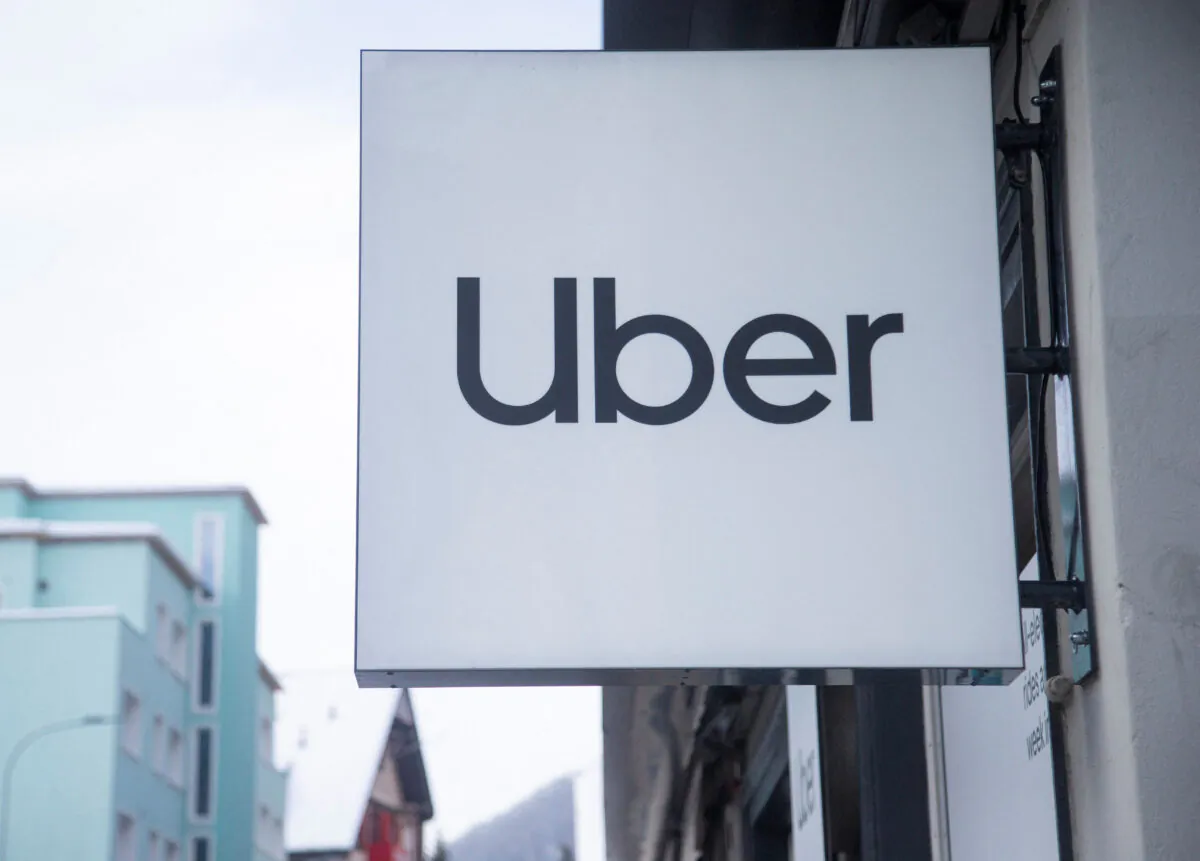 The logo of Uber at a temporary showroom at the Promenade road during the World Economic Forum (WEF) 2023 in the Alpine resort of Davos, Switzerland, on Jan. 20, 2023. (Arnd Wiegmann/Reuters)