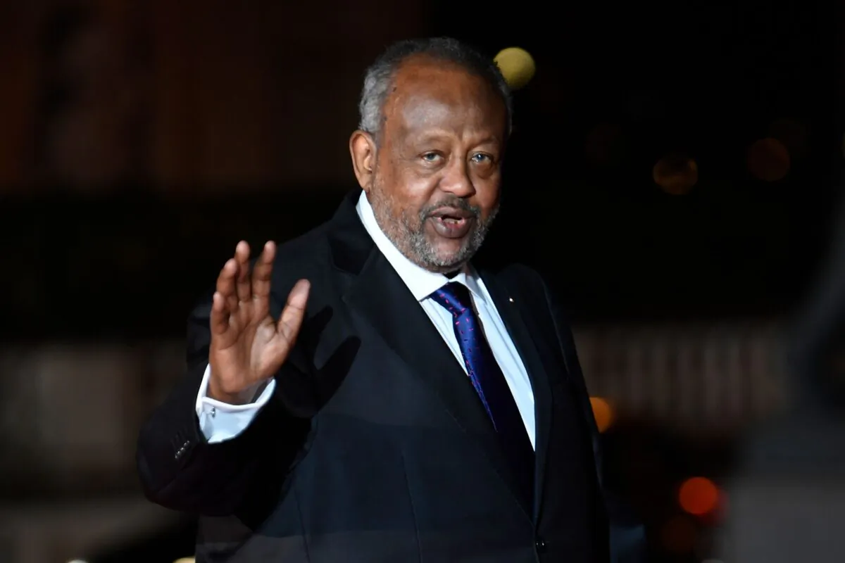 Djibouti Presidnet Ismaïl Omar Guelleh poses as he arrives at the Musee d'Orsay in Paris, France, on Nov. 10, 2018. (Eric Feferberg/AFP via Getty Images)