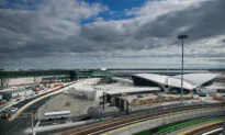 2 Dead in Plane Crash Near New York Airport