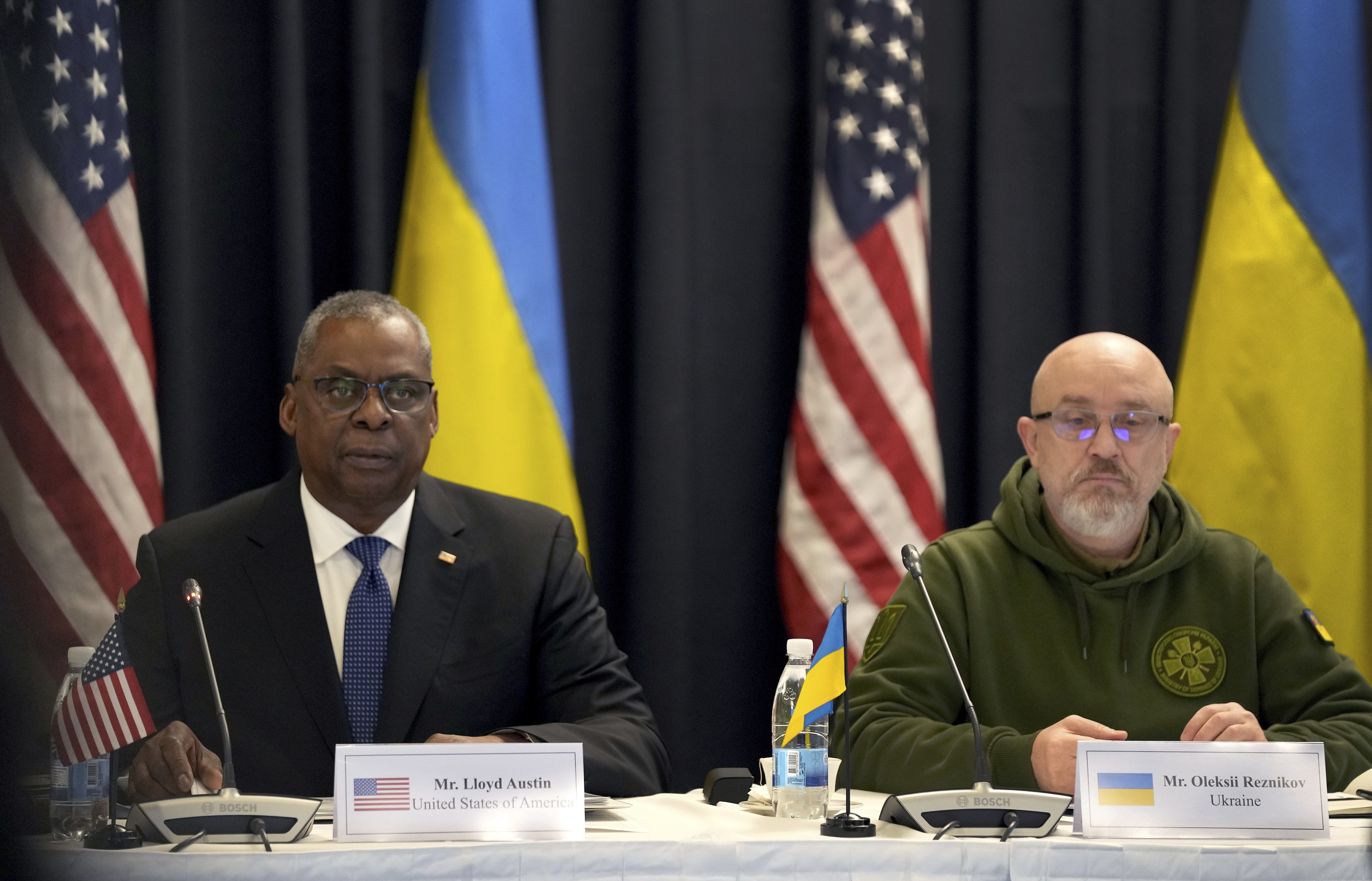 Bipartisan Quartet Offers Bill to Establish Federal Watchdog Over US Aid to Ukraine - Vimarsana News