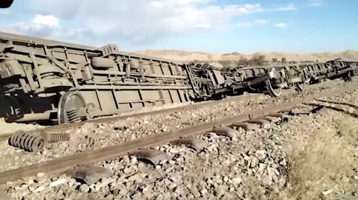 Detailed train carriages in Balochistan, Pakistan, on Jan. 20, 2023, in a still from video. (Medical Emergency Response Centers 1122 Balochistan Handout via Reuters/Screenshot via The Epoch Times)