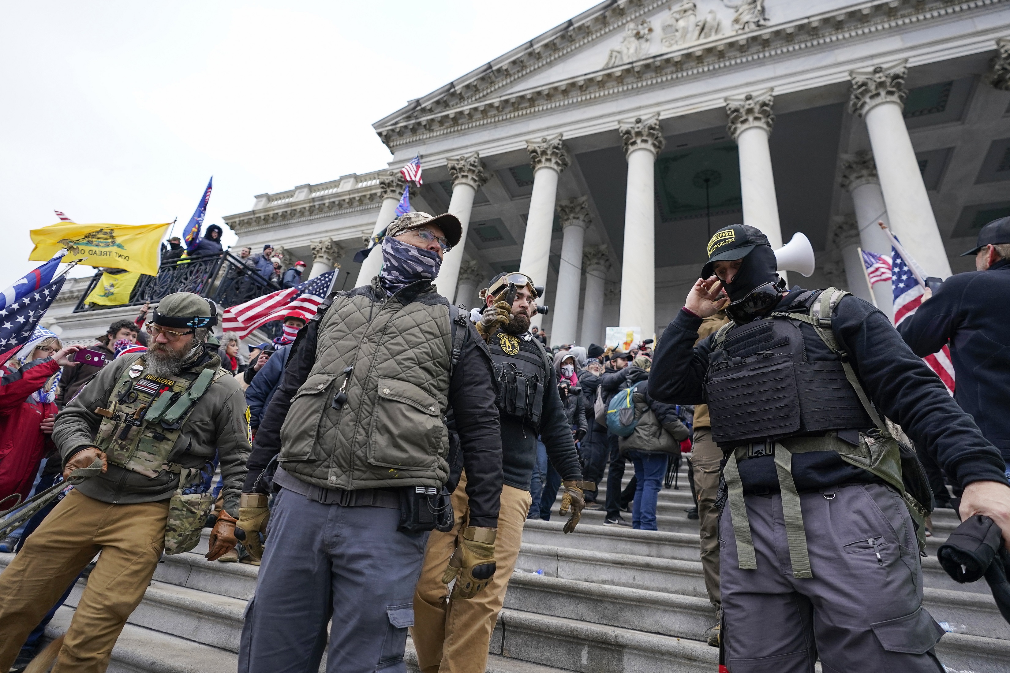 2 More Oath Keepers Sentenced to Prison Over Jan. 6 Breach - Vimarsana News