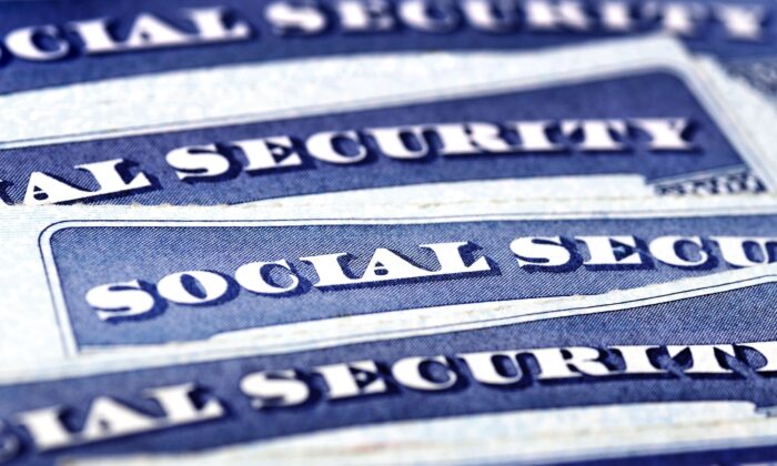 Social Security Predicted to Reduce Payments by 2033