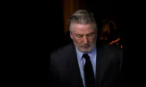 Alec Baldwin to Keep Lead Role in ‘Rust’: Lawyer