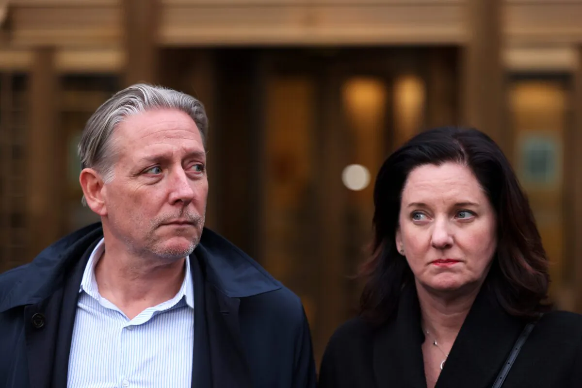 Charles McGonigal (L), the former head of counterintelligence for the FBI’s New York office, leaves Manhattan Federal Court in New York on Jan. 23, 2023. (Michael M. Santiago/Getty Images)