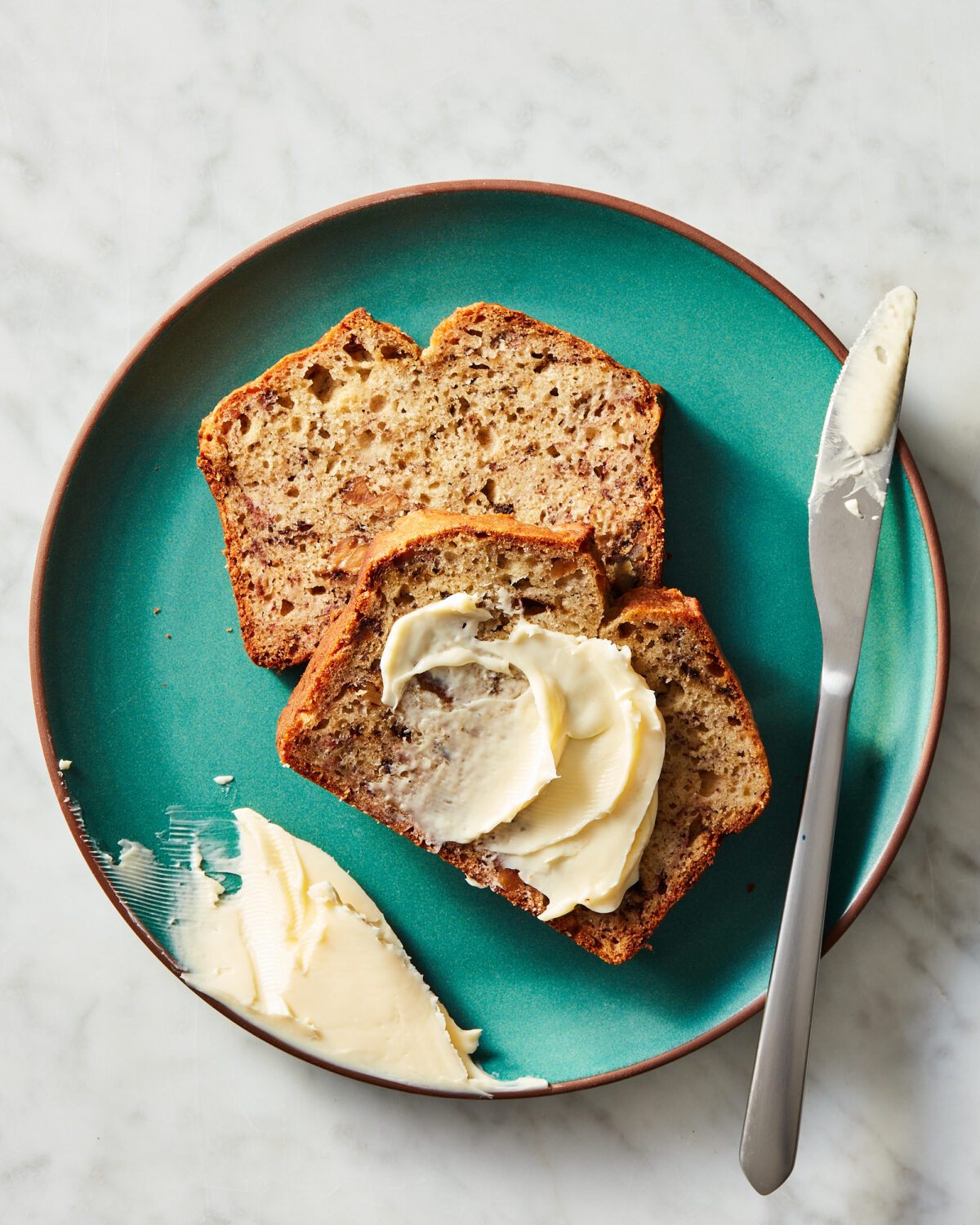 In this walnut banana bread, brown butter flavor adds to the nuttiness of walnuts in the most delicious way. (Christopher Testani/TNS)