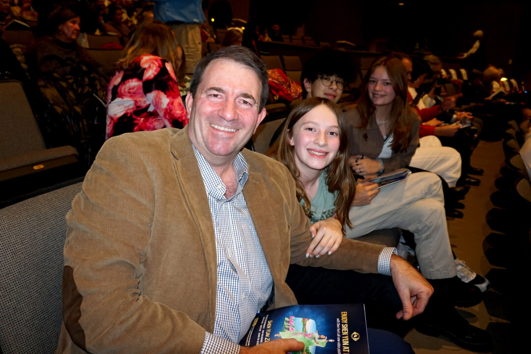 Jeff Kennedy and his family enjoyed Shen Yun in Huntsville, Alabama, on Jan. 24, 2023. (Yawen Hung/The Epoch Times)