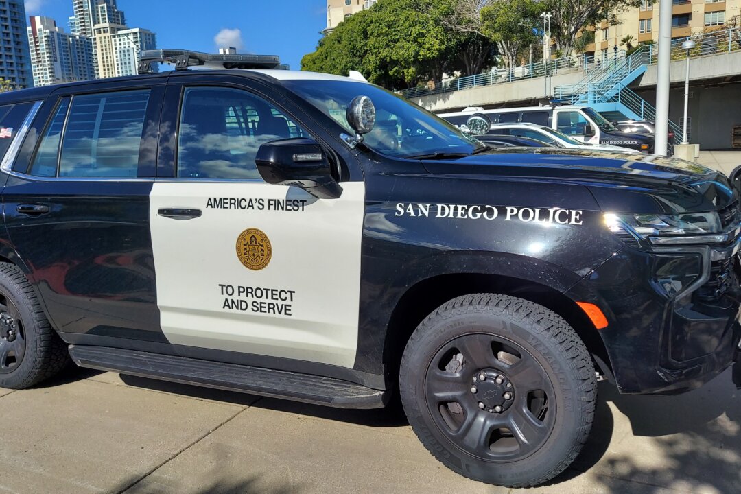 Pt Sdpd Bicyclist Shot to Death in Front of Patrolling San Diego Police | The ...