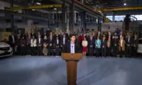 Trudeau Says Not Slowing Down on Supports Amid Economic Warnings