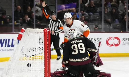 Fowler Scores Twice, Ducks Knock Off Coyotes 5–2