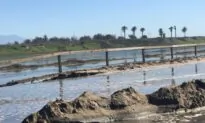 PCH Closes Due to Flooding From High Tide in Huntington Beach