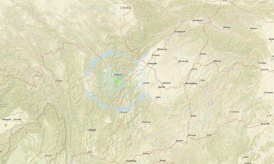 Shallow 5.5 Quake Sets Off Rockslides in Southwest China