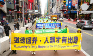 ‘A Crucial Message for All Human Beings’: Chinese Find Insight From Article by Founder of Falun Gong