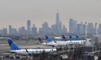 United Airlines Resumes Flights After Brief Nationwide Ground Stop