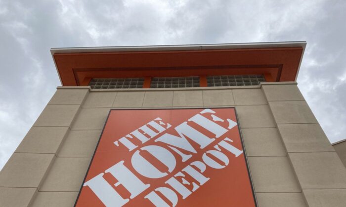 A Home Depot logo sign is shown, May 14, 2021, in North Miami, Fla. (The Canadian Press /Wilfredo Lee)

