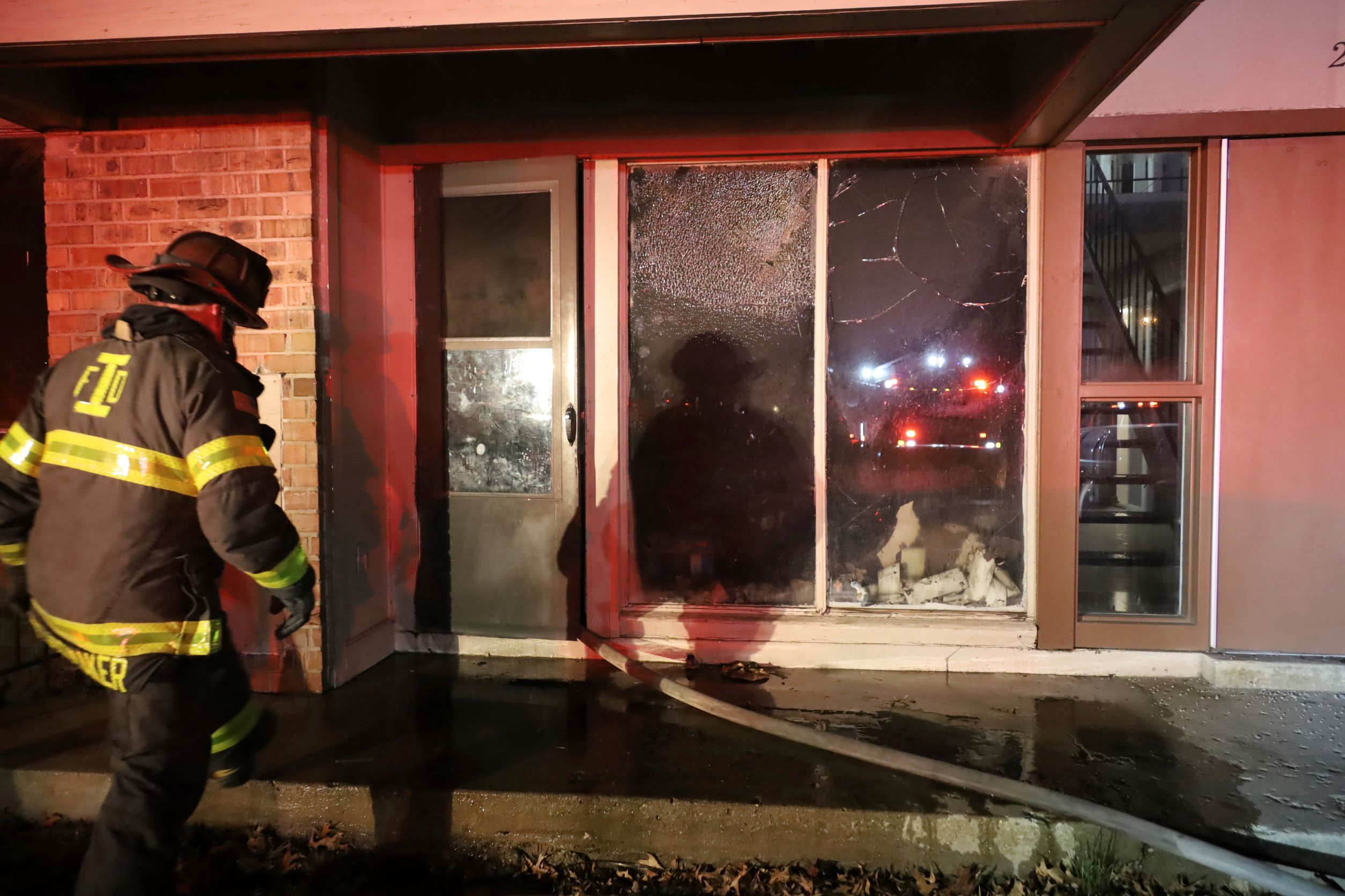 Girl, 3, Dies After Indiana Apartment Fire Kills Dad, Sister - Vimarsana News