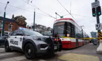 Toronto Police Seek Suspect Who Put Transit Passenger on Chokehold in Random Attack