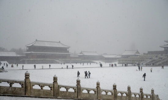 Cold Wave Sweeps Across China Amid Lunar New Year, Results in Record-Breaking Low Temps