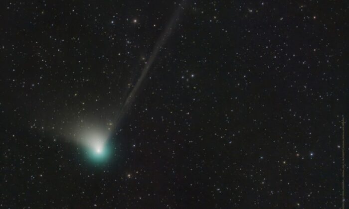 Comet C/2022 E3 (ZTF) on Dec. 19, 2022. (Dan Bartlett via AP)