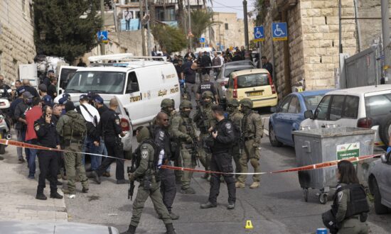 Palestinian Teen Wounds 2, Day After 7 Killed in Jerusalem