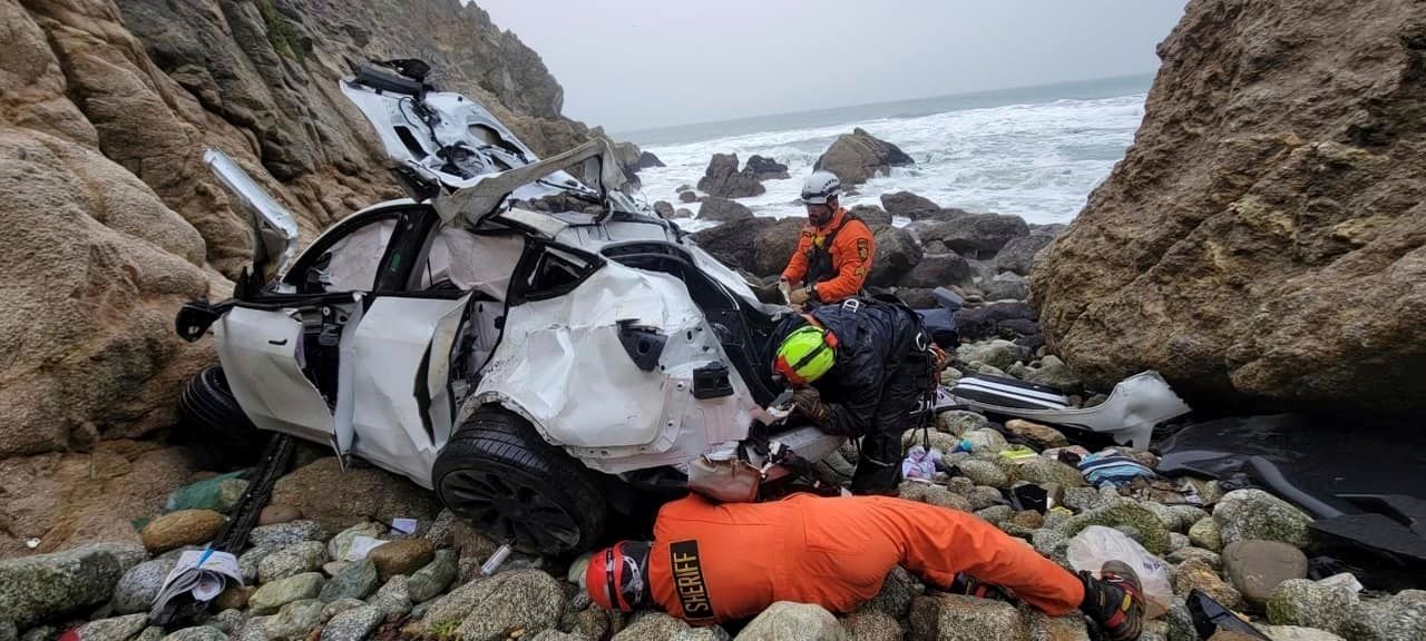 Driver in California Cliff Crash Moved From Hospital to Jail - Vimarsana News