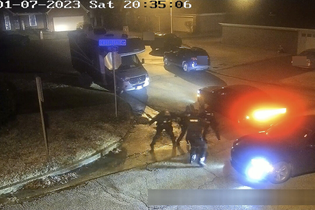 Memphis Releases Video of Police Beating Tyre Nichols
