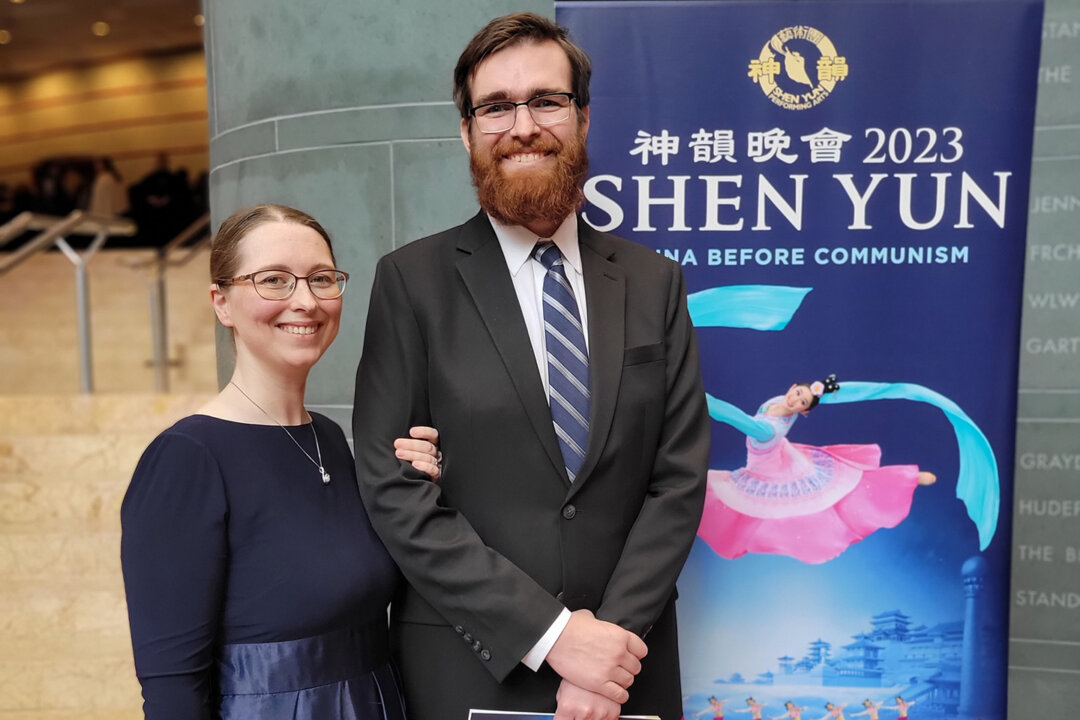 Russell and Ashley Hufford at the Aronoff Center for the Arts, in Cincinnati, on January 28, 2023. (Charlie Lu/The Epoch Times)