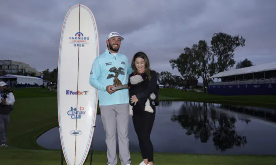 Max Homa Pulls Away to Win Farmers Insurance Open