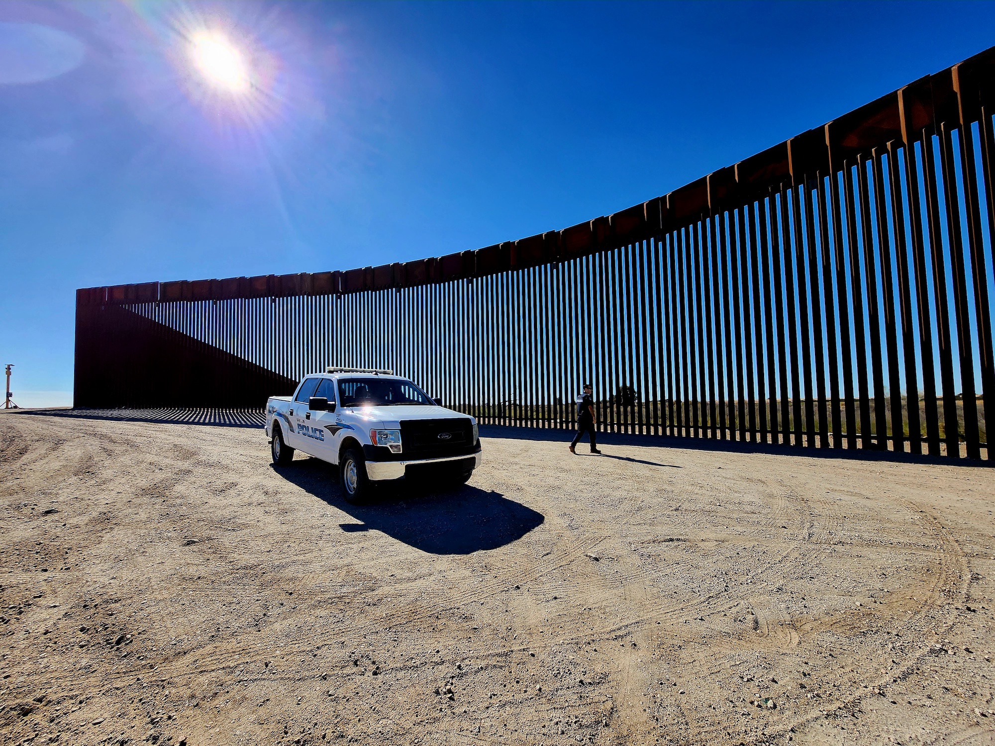 Clinton-Era Proposals Key to Ending Immigration Crisis: Advocacy Group - Vimarsana News