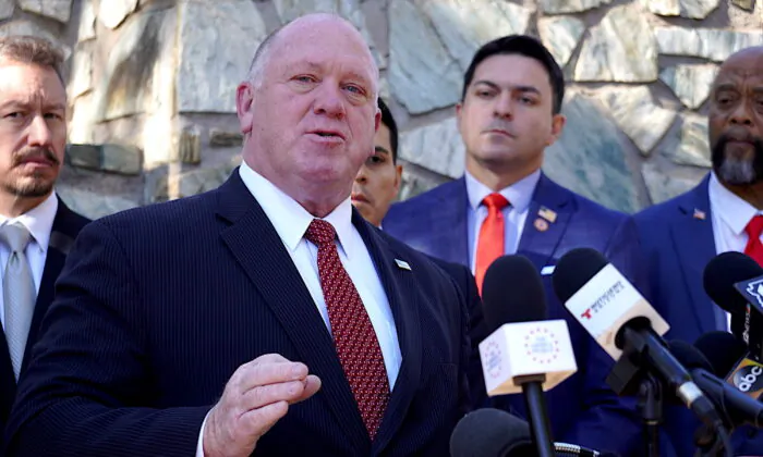 Former U.S. Immigration and Customs Enforcement (ICE) Director Tom Homan said Arizona is the next "ground zero" for illegal immigration and fentanyl trafficking at a press conference in Phoenix on Jan. 26, 2023. (Allan Stein/The Epoch Times)