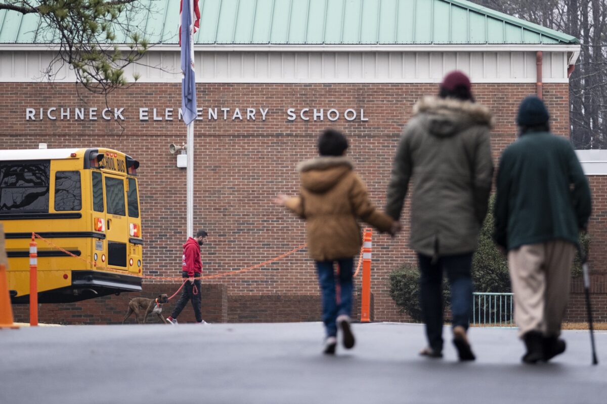 NextImg:School Board Wants Workers Comp for Teacher Shot by Boy, 6