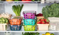 What Is the Proper Way to Organize a Refrigerator?