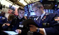 Wall Street Opens Lower Ahead of Fed Rate Decision