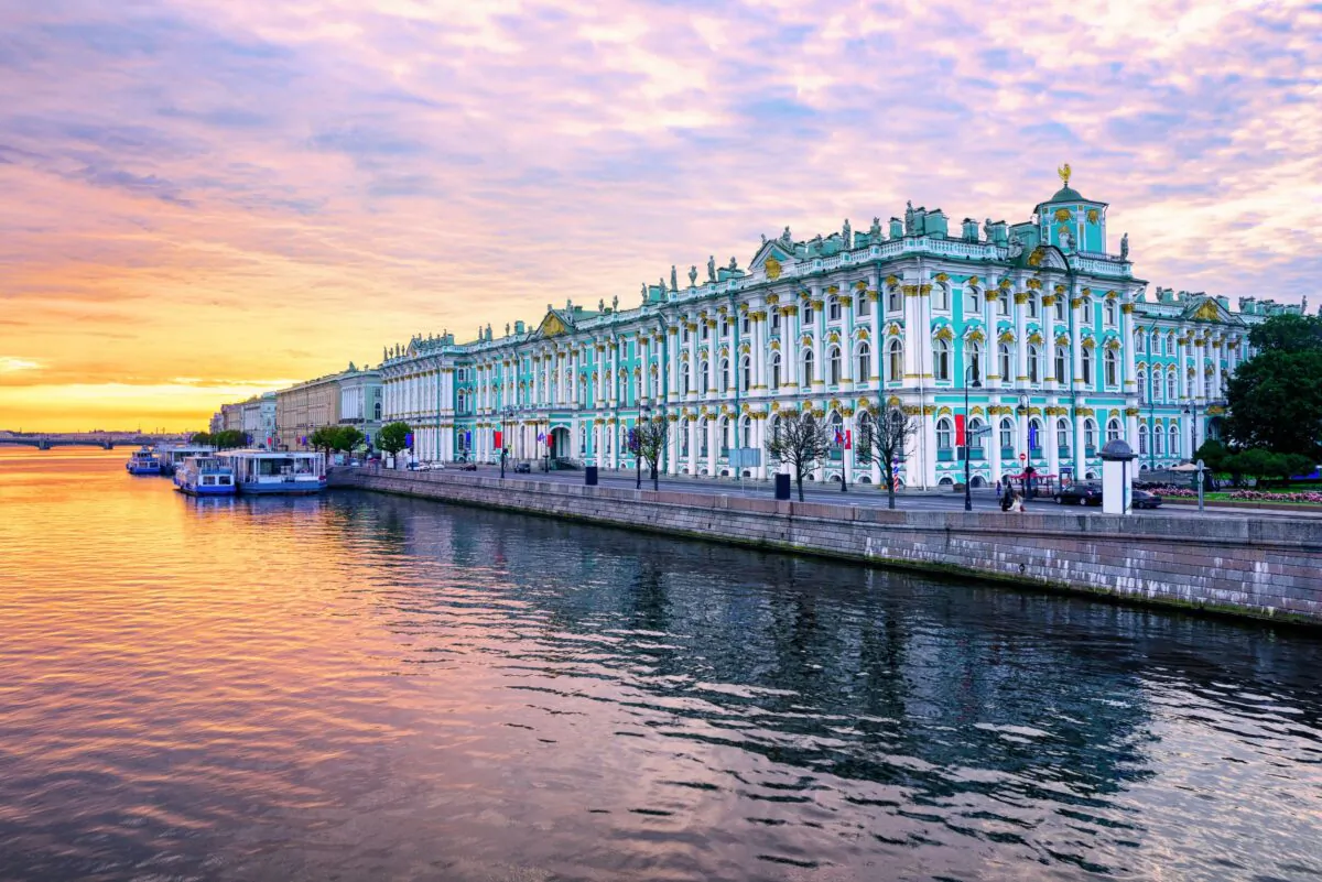 Completed in 1795, the Hermitage Museum complex is a marvel of Baroque and Neoclassical architecture, located next to the Neva River. From left to right, one can see the Hermitage Theatre, the Old Hermitage, the New Hermitage, the Small Hermitage, and the Winter Palace at sunset. (Boris Stroujko/Shutterstock)