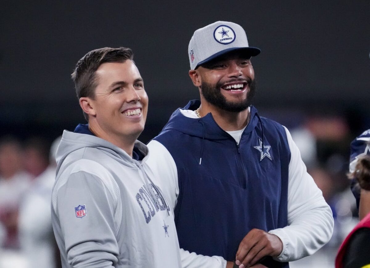 NextImg:Kellen Moore Set to Join Chargers as Offensive Coordinator