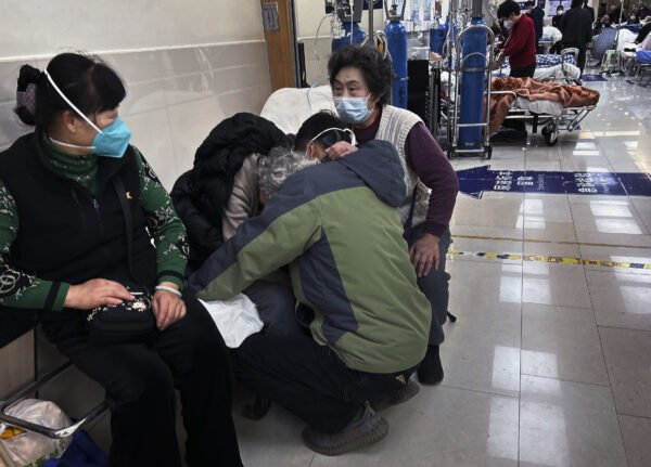 Chinese hospitals under pressure from COVID-19