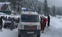 Kashmir Avalanche Kills 2 Polish Skiers; 21 People Rescued