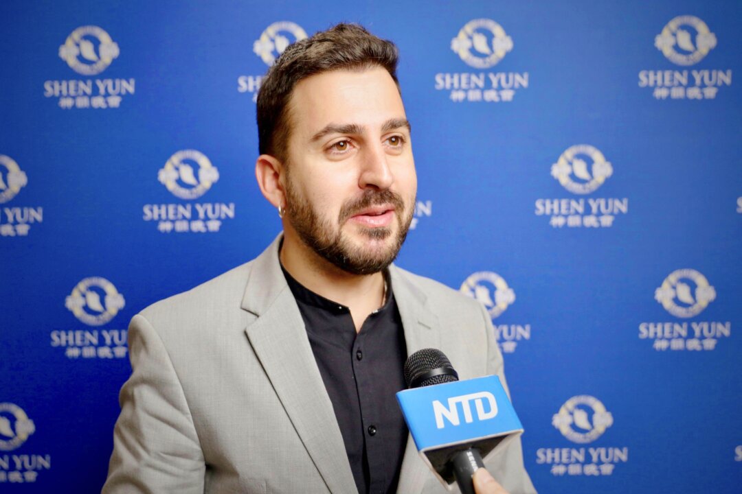 Journalist Ibon Pérez at the Kursaal Congress Centre and Auditorium in San Sebastian, in Spain, on Jan. 31, 2023. (NTD)