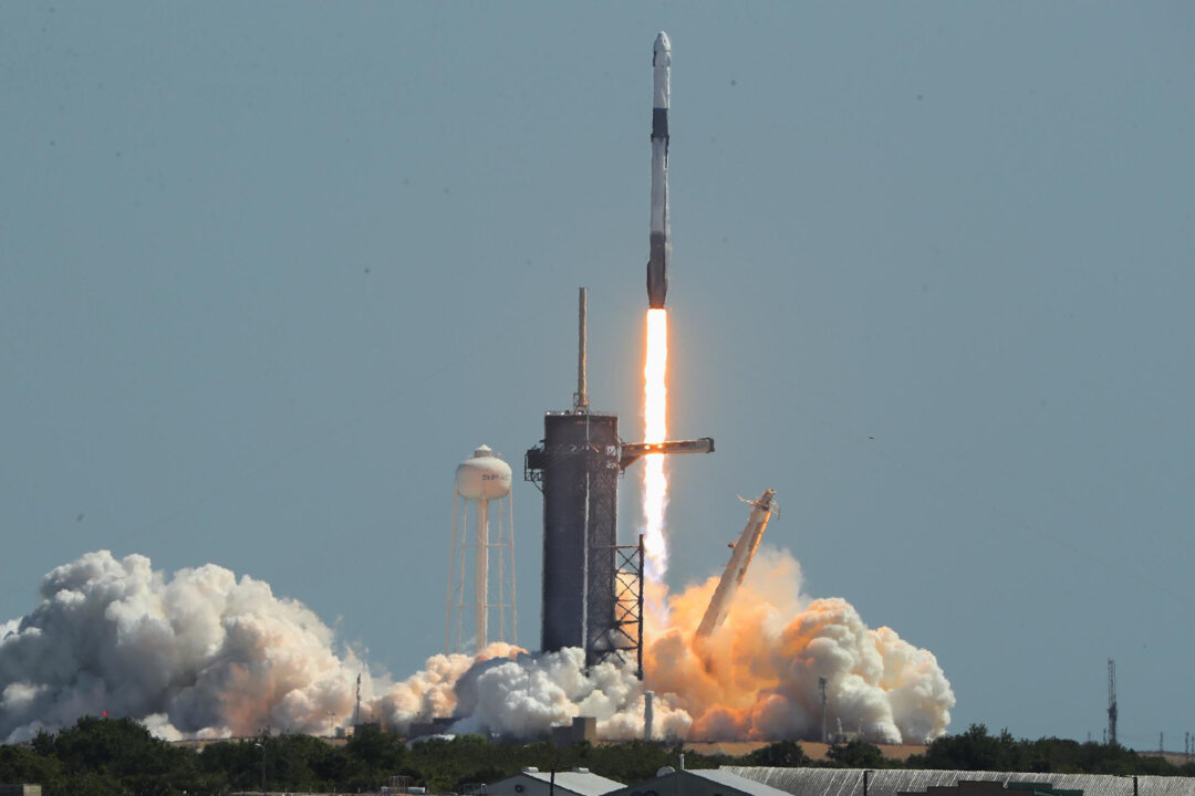 A SpaceX Crew Dragon Endeavor rocket lifts off launch pad 39-A at the Kennedy Space Center in Merritt Island, Florida, on Friday, April 8, 2022. The Axiom Space mission is carrying the first-ever all-civilian crew for a stay on the International Space Station. (Stephen M. Dowell/Orlando Sentinel/TNS)