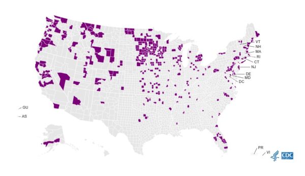 Map showing detections of bird flue outbreaks across the United States affecting commercial and backyard flocks as of February 1, 2023.