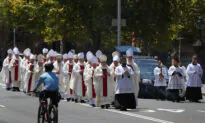 Cardinal George Pell’s Funeral Marked by Heated Exchange Between Supporters and Protesters