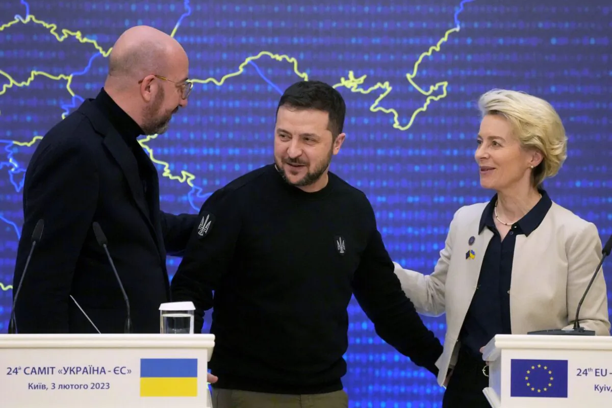 Ukrainian President Volodymyr Zelenskyy (C) speaks with European Council President Charles Michel (L) and European Commission President Ursula von der Leyen after addressing a media conference during the EU-Ukraine summit in Kyiv, Ukraine, on Feb. 3, 2023. (Efrem Lukatsky/AP Photo)