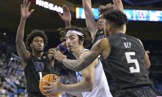 No. 9 UCLA Starts Fast vs. Washington, Ends Two-Game Skid