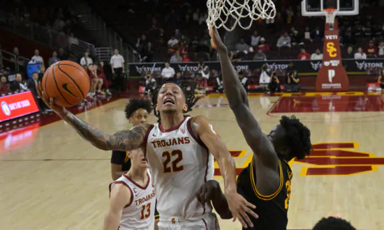 USC Runs Win Streak to Four by Beating Washington