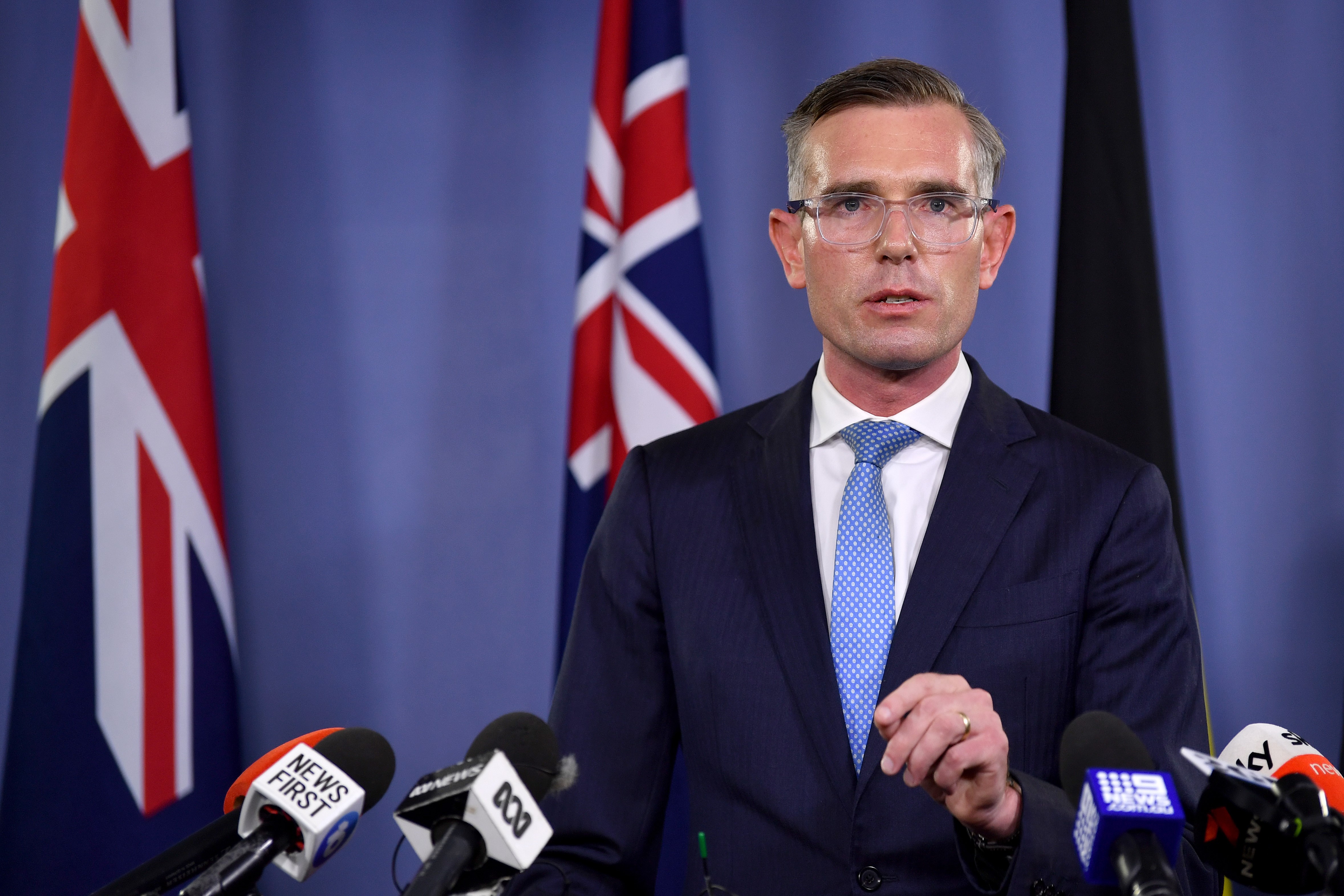Vaccines Don't Stop Transmission: NSW Premier Pushing Public Service to Scrap Mandates - Vimarsana News