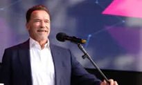 The Media Is Helping Schwarzenegger Rewrite His Governorship