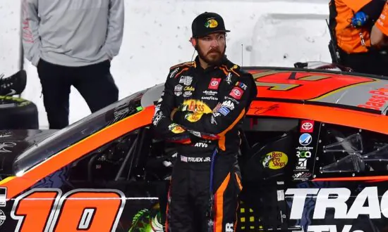 Martin Truex Jr. Wins Season-Opening Clash at the Coliseum