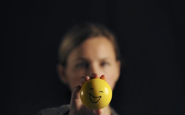 NextImg:Minimalism as a Way to Address Veteran Depression